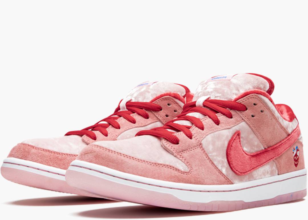 Nike SB Dunk Low Strange Love Sneakers – Kick Start Active